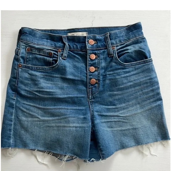 Madewell Blue High Rise Denim Short size 33.  Excellent condition - Picture 3 of 4